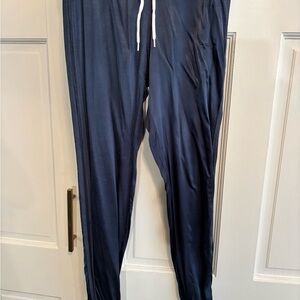 Monrow Navy silk Joggers with White Drawstring